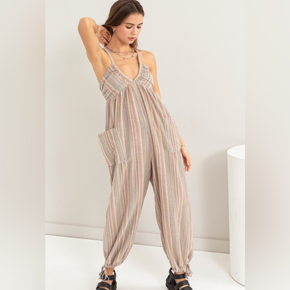 “Sunset at the park jumpsuit” NWT boutique jumpsuit - Picture 3 of 9